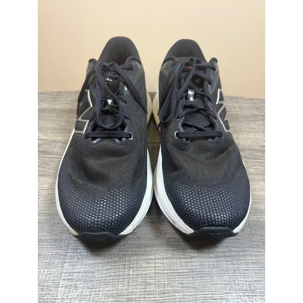 New Balance FuelCell Propel v4 Black Silver Running Shoes Mens 11 Womens 12.5
